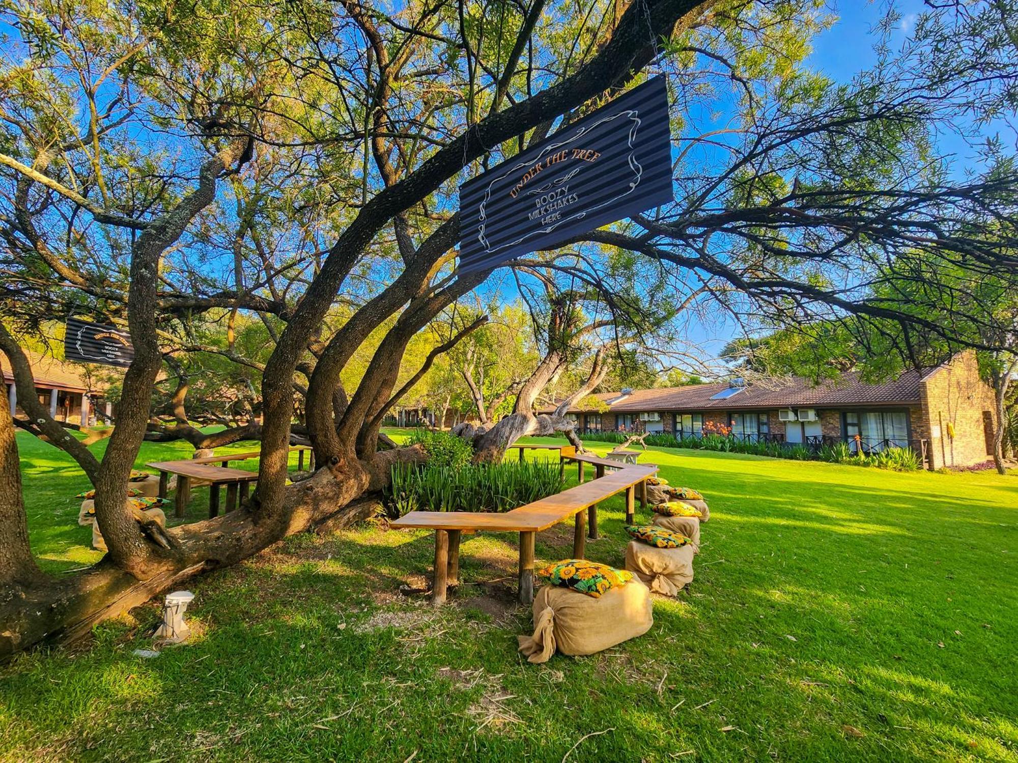 The Venue Country Hotel & Spa Pelindaba ภายนอก รูปภาพ