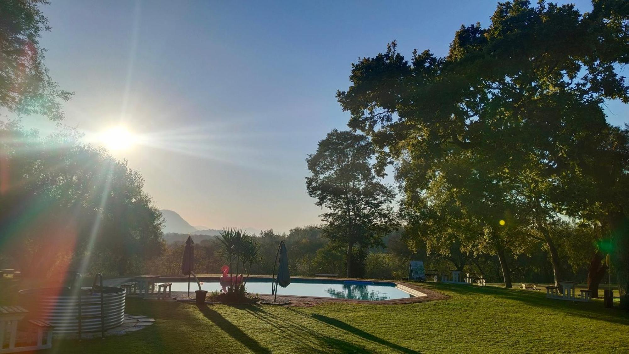 The Venue Country Hotel & Spa Pelindaba ภายนอก รูปภาพ